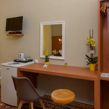 Hotell Thejoy Chania (Crete)