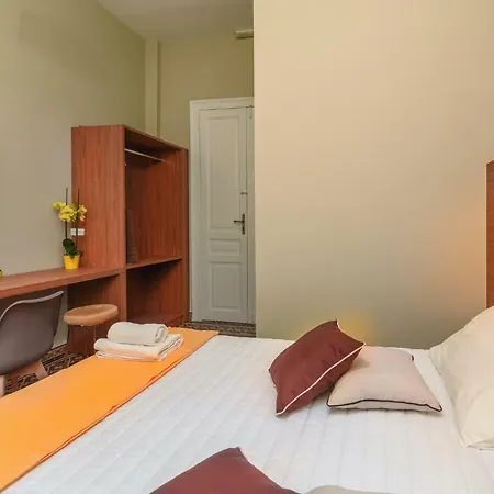 Hotel Thejoy 3*