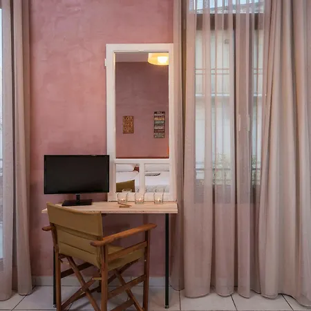 Hotel Thejoy 3*